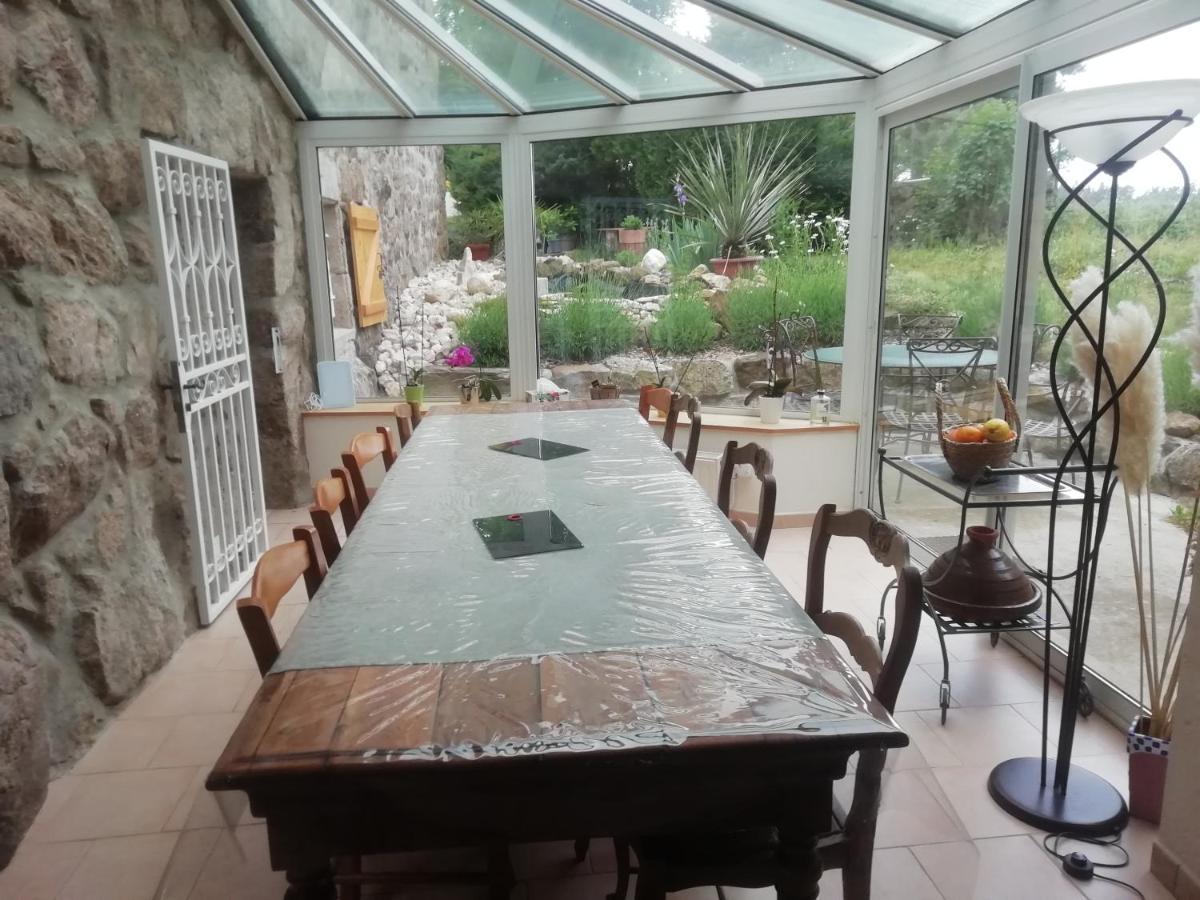 Chez Sophie Et Gilles Bed & Breakfast Monistrol-sur-Loire Екстериор снимка