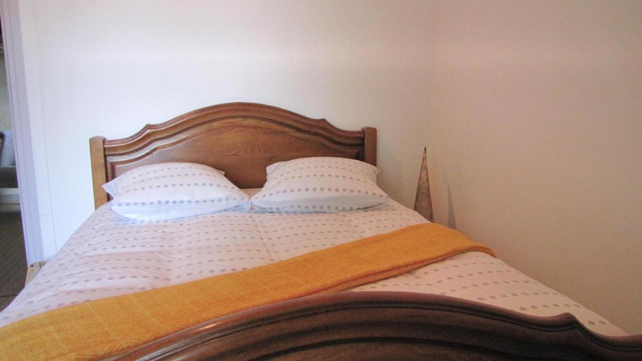 Chez Sophie Et Gilles Bed & Breakfast Monistrol-sur-Loire Екстериор снимка