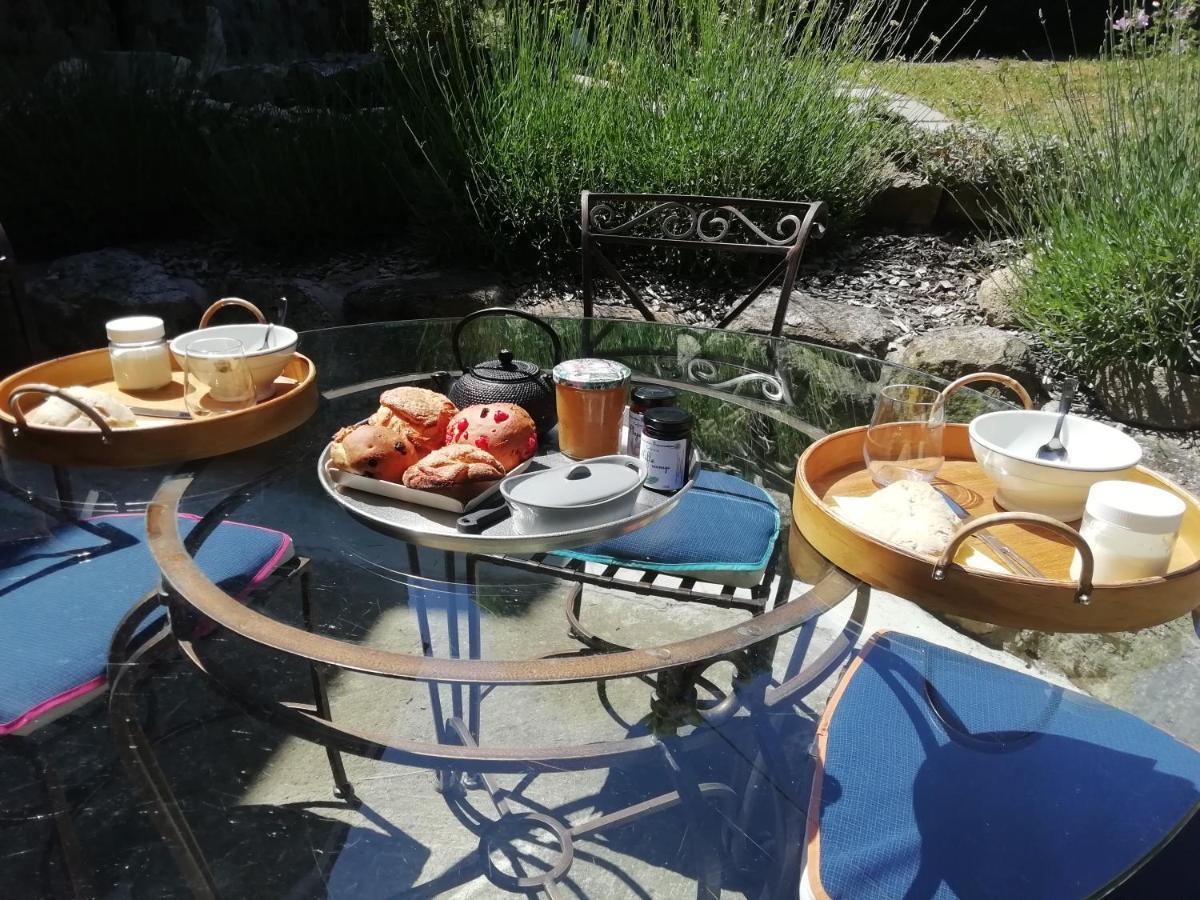 Chez Sophie Et Gilles Bed & Breakfast Monistrol-sur-Loire Екстериор снимка