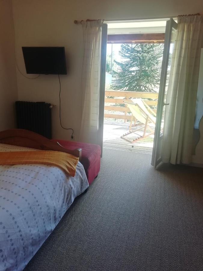 Chez Sophie Et Gilles Bed & Breakfast Monistrol-sur-Loire Екстериор снимка