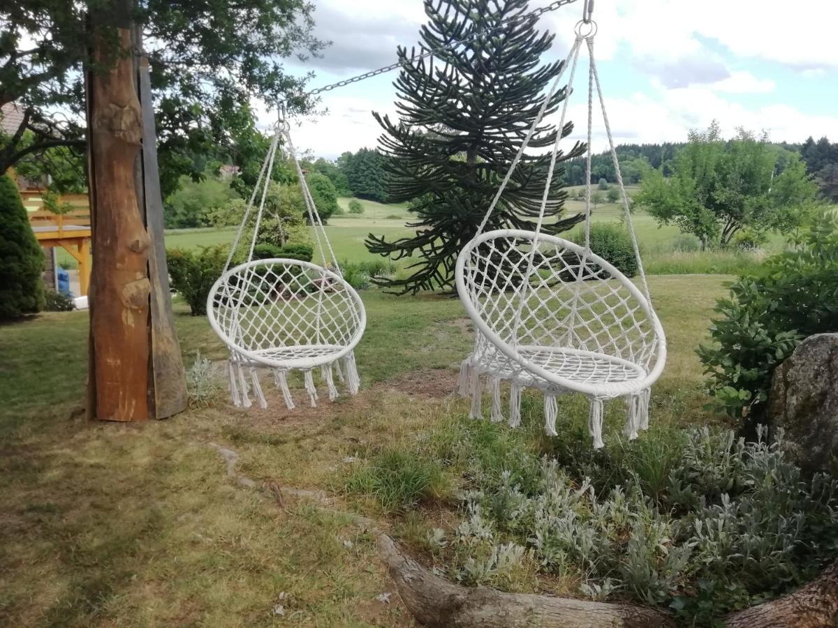 Chez Sophie Et Gilles Bed & Breakfast Monistrol-sur-Loire Екстериор снимка