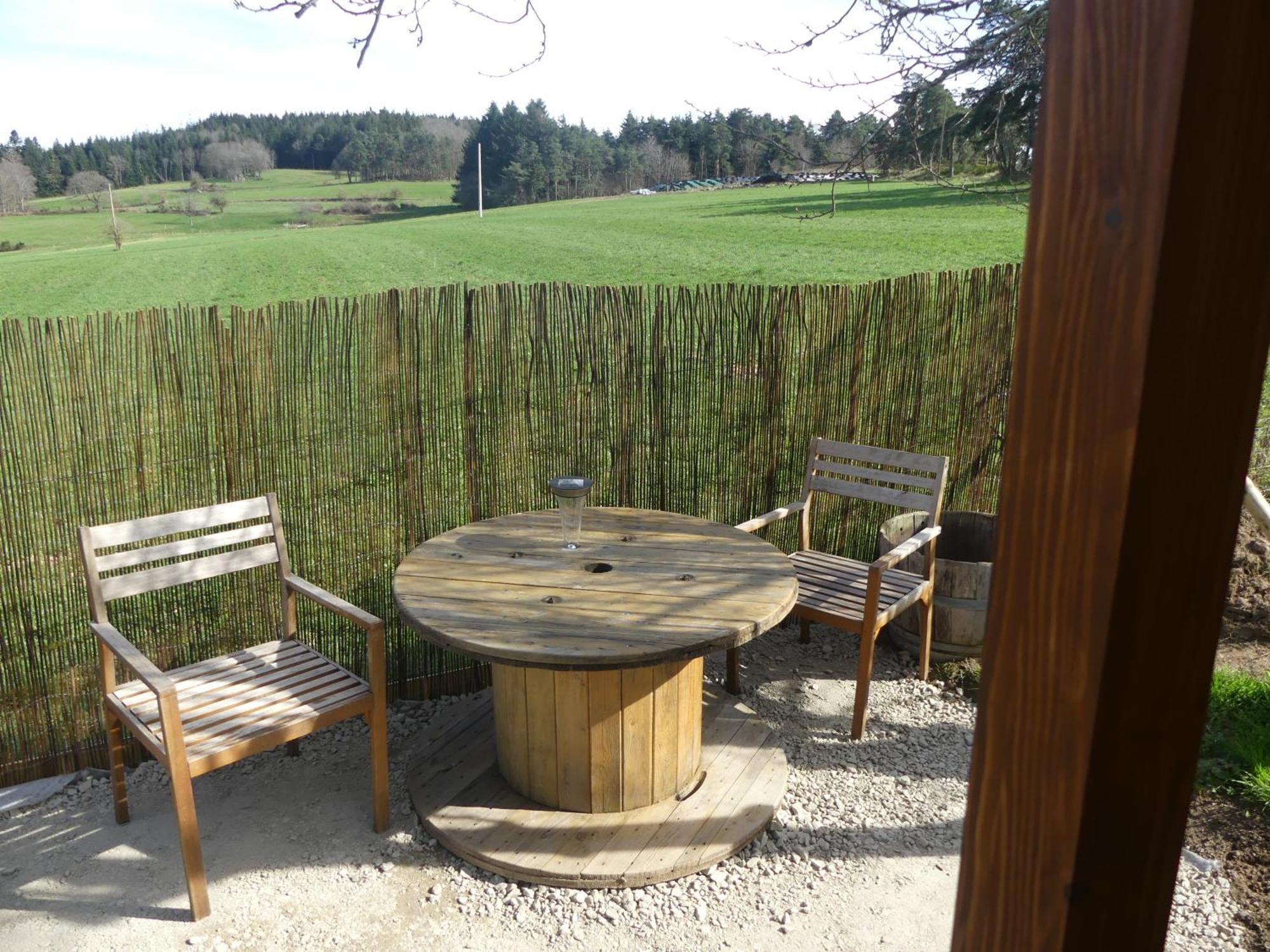 Chez Sophie Et Gilles Bed & Breakfast Monistrol-sur-Loire Екстериор снимка